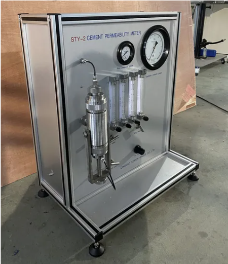 Liquid steady-state permeameter for Core and Cement Test